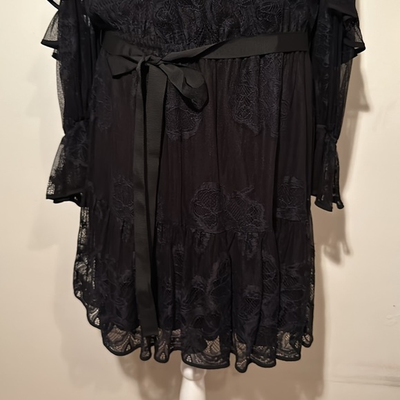 ALEXIS Magna Organza Tiered Dark Blue Dress SIZE L. - Picture 4 of 9